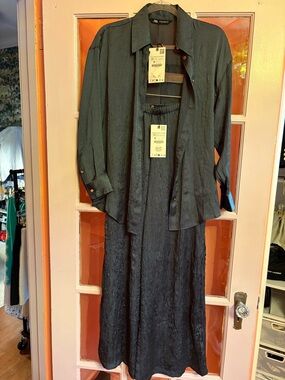 Zara Crinkled Dark Teal Button-Front Shirt and Pant Set XS